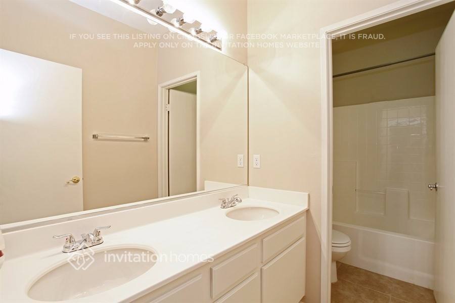 Building Photo - 29910 Morning Breeze Dr