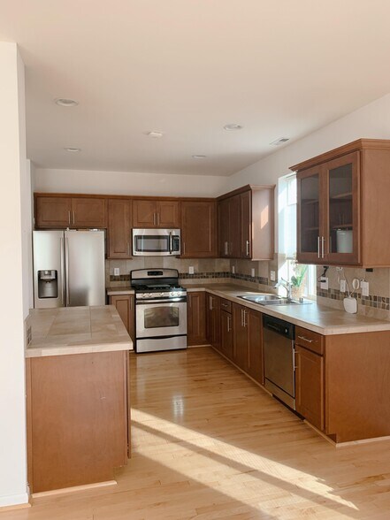 Building Photo - 17724 39th Dr SE