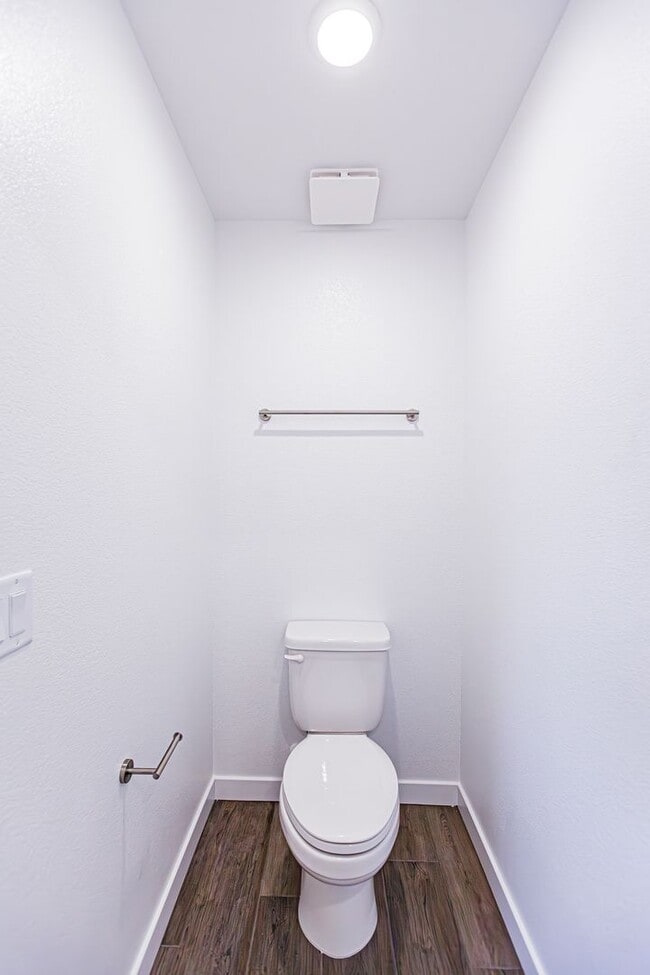 Building Photo - Brand New 4-bedroom Home