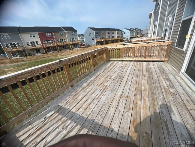 Building Photo - 601 Eking Green Dr