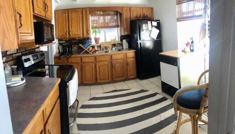 Building Photo - 3048 AMES ST