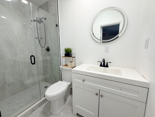 Building Photo - 2823 Polk St