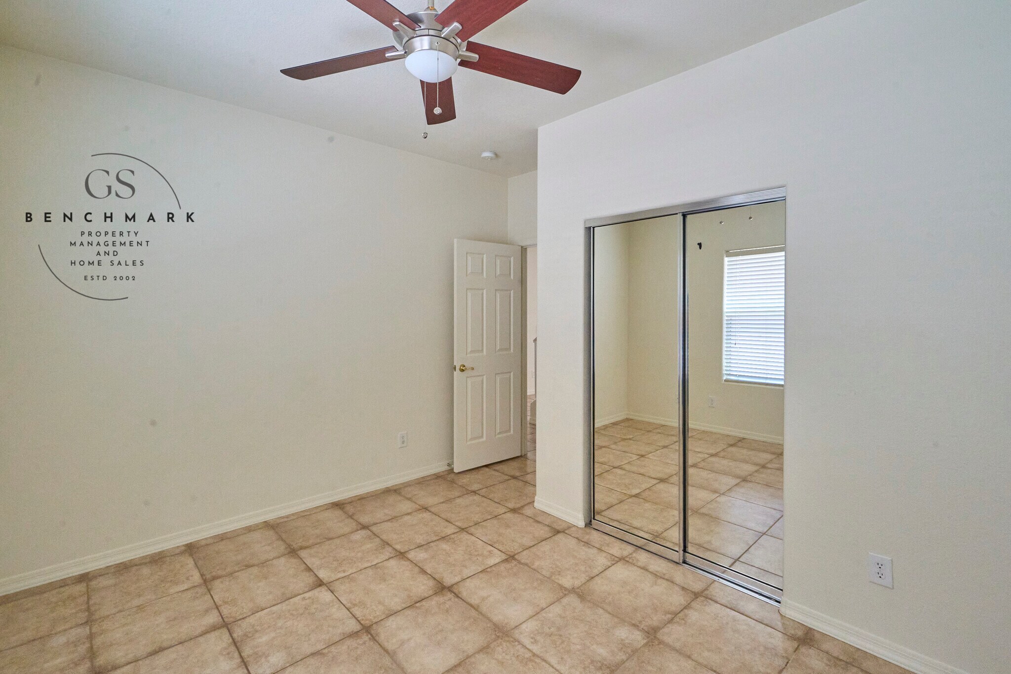 Building Photo - 4211 E Wading Pond Dr