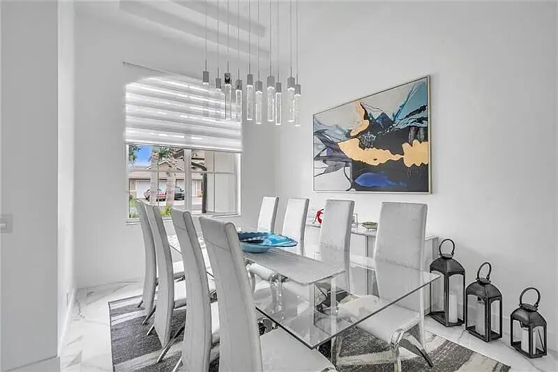 Building Photo - 2203 SW 132nd Way