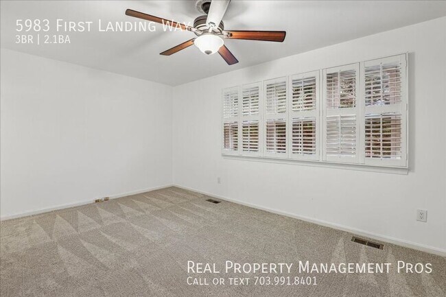 Building Photo - 5983 First Lndg Wy