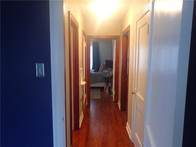 Building Photo - 5918 La Vista Dr