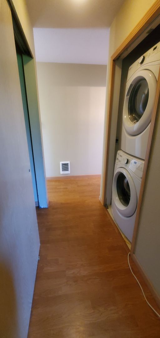 Building Photo - Pre-Leasing - 3bd/2bath (Cordata Area)