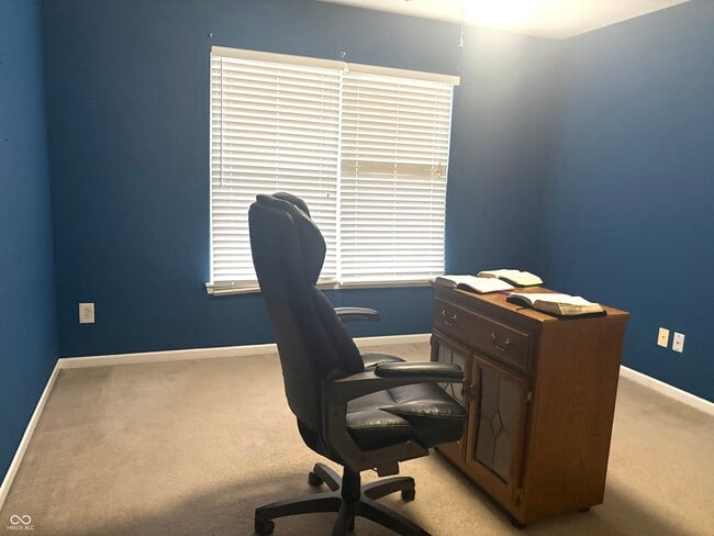 Building Photo - 8127 Maple Stream Blvd