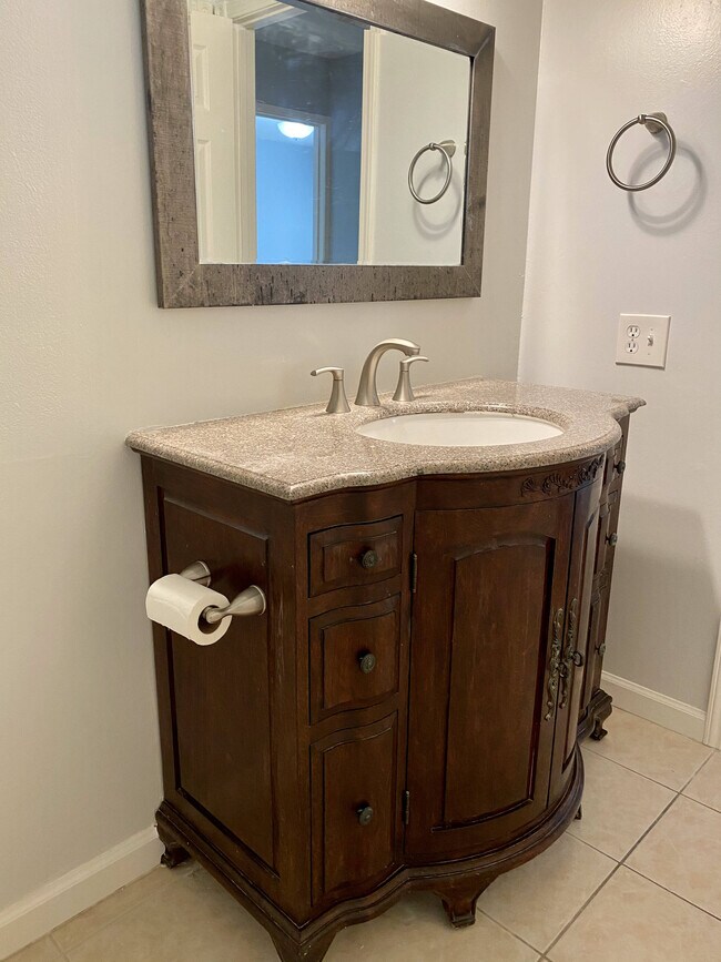 Building Photo - 4971 Ponderosa Ter