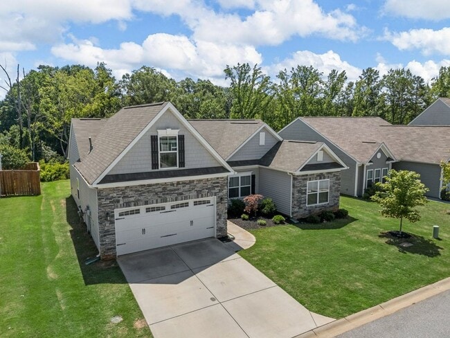 Building Photo - Stylish 3BR/2BA Home with Bonus Room in Gr...