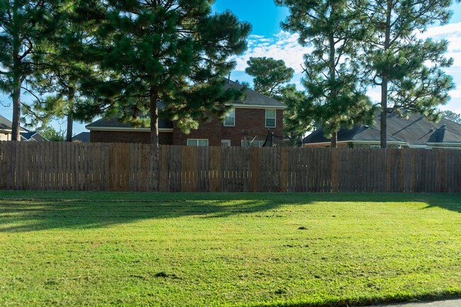 Building Photo - 608 Butler Springs Cir