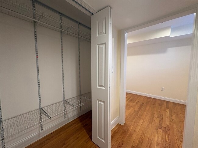 Building Photo - 1801 Beacon St