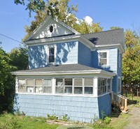 Building Photo - 104 W Roswell Ave