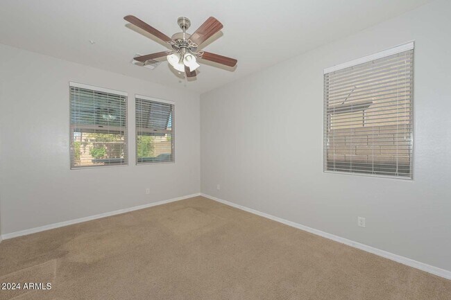 Building Photo - 31098 N 137th Ave