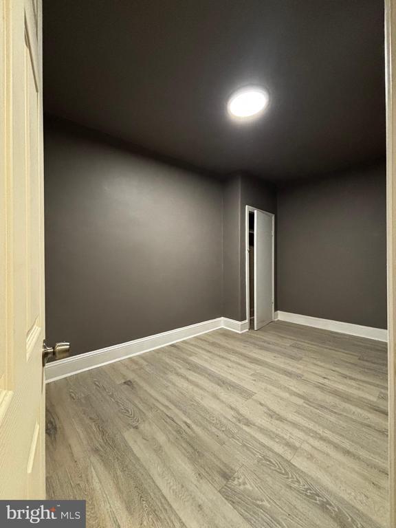 Building Photo - 2116 E Cambria St