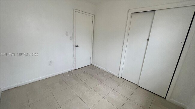 Building Photo - 301 N 67th Ave