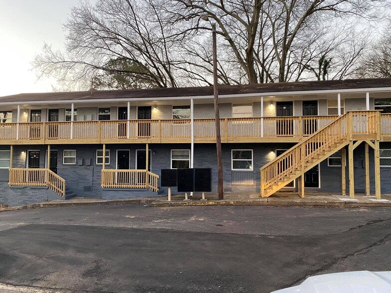 Primary Photo - Heritage Square Apartments