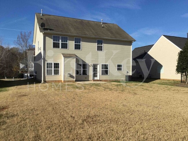 Building Photo - 1020 Brook Valley Run