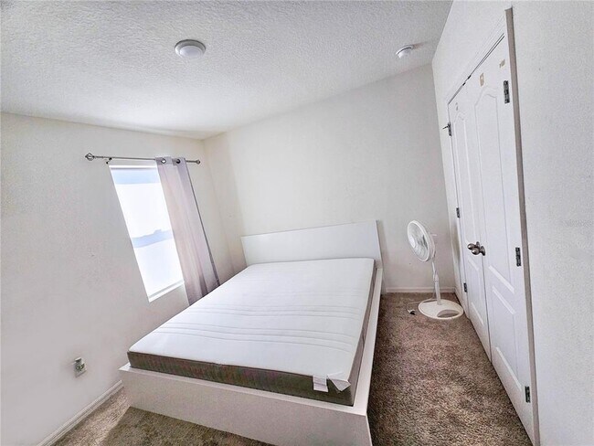 Building Photo - 5122 Fiddlewood Way