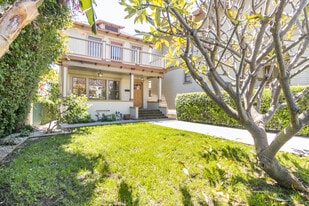 view of house from front yard - 847 E Kensington Rd
