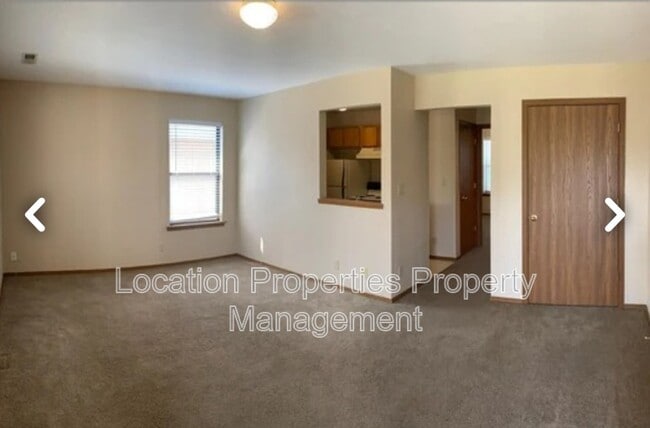 Building Photo - 950 Monterey Way