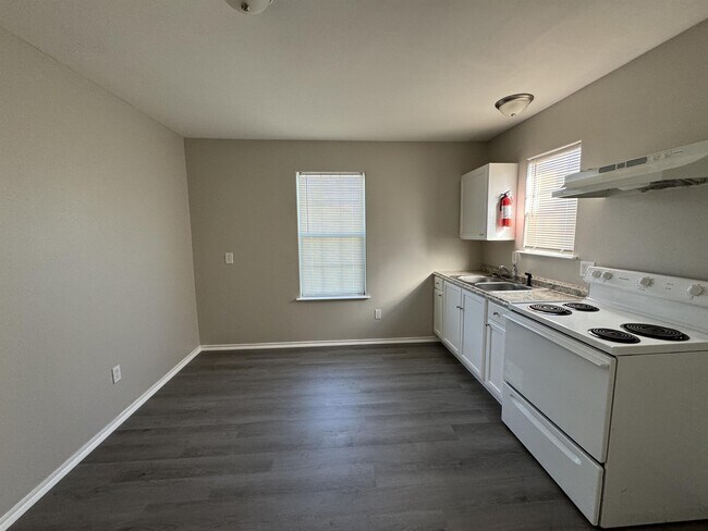 Building Photo - 1611 Caldwell St