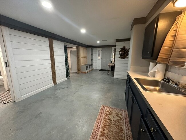 Building Photo - 810 S Sandpiper St