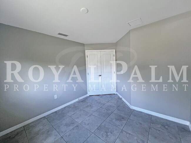 Building Photo - 2908 15th St W