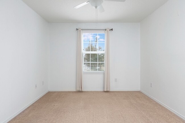 Building Photo - Magnolia Park - Convenient Location
