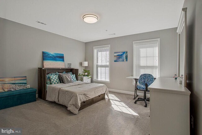 Building Photo - 12902 Crickmore Trace