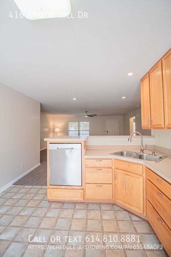 Building Photo - 416 Armor Hill Dr