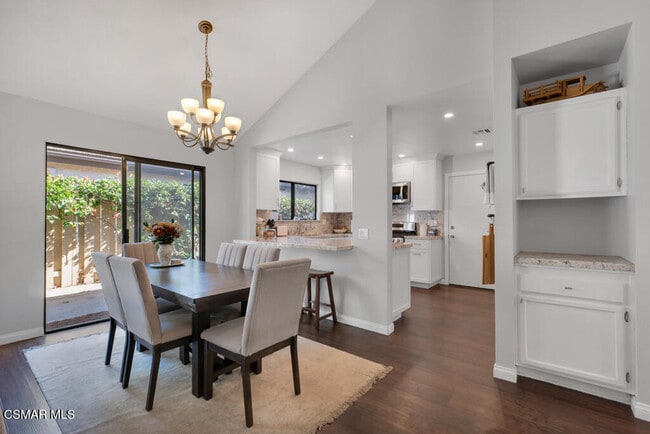 Building Photo - 491 Yorba Linda Pl