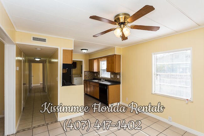 Building Photo - A beautiful and spacious 3 bedroom and 1 full  bathroom house in the heart of Kissimmee