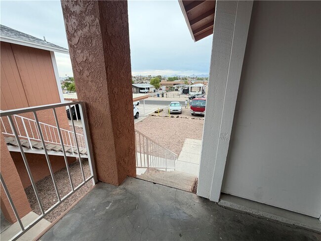 Building Photo - 1575 Monte Vista Dr