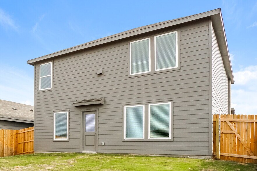 Building Photo - 548 Roquefort St