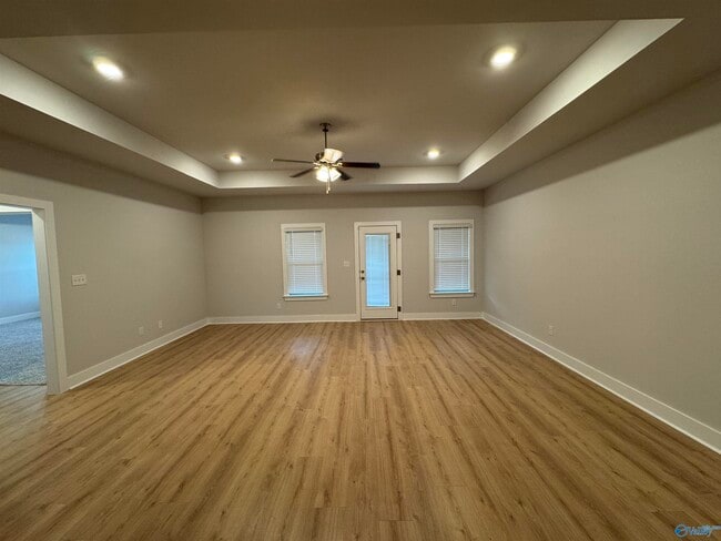 Building Photo - 12631 Whitcomb Cir