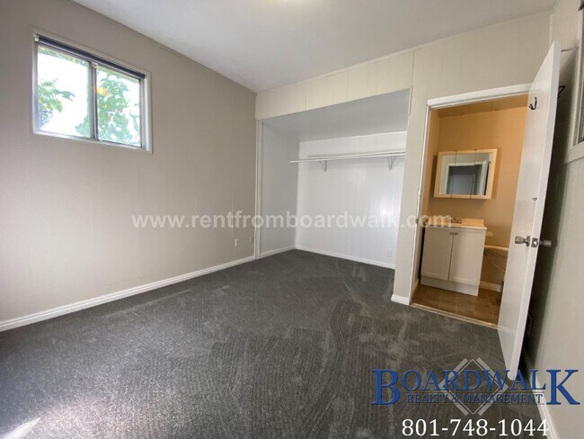 Building Photo - 1453/1455 W 2320 S