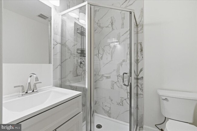 Building Photo - 8582 Adamson St