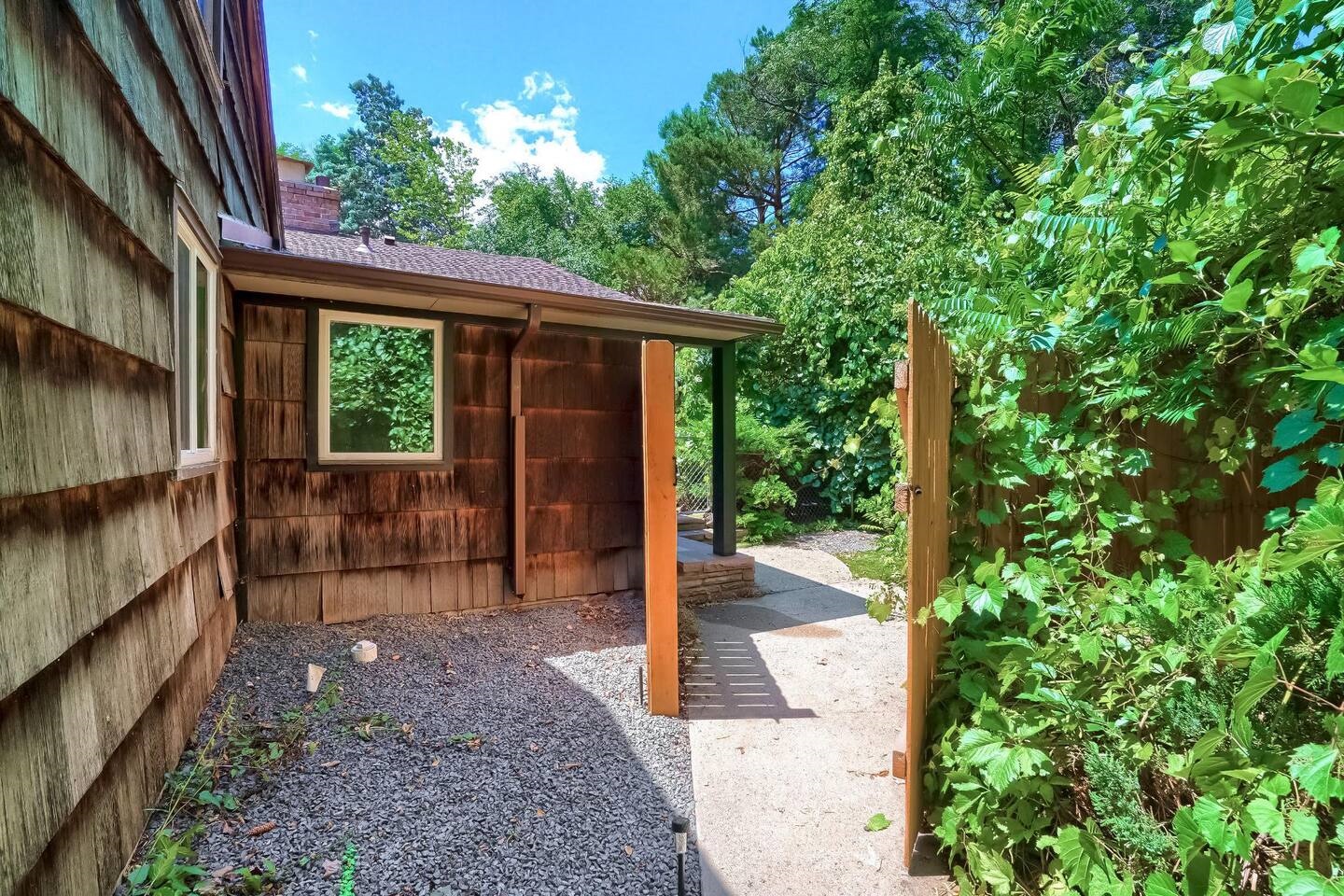 Building Photo - 7580 W 33rd Ave