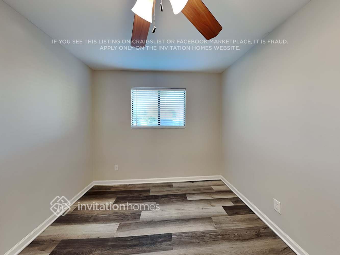 Building Photo - 7443 E Crescent Cir