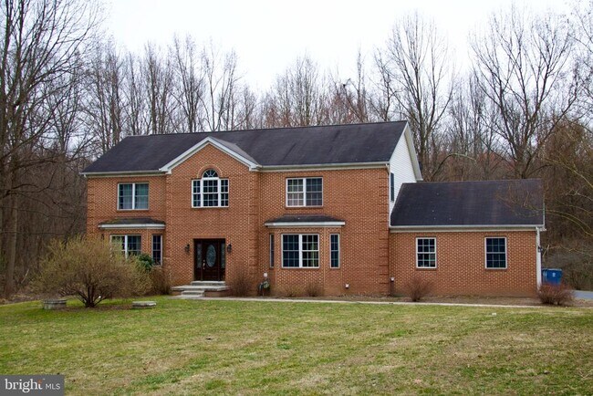 Building Photo - 11601 Warren Ln
