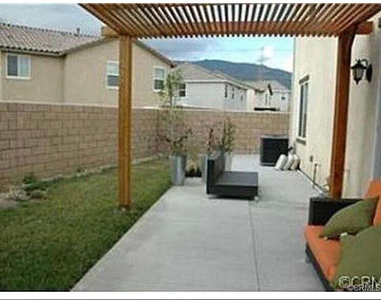 Building Photo - 5548 Hartness Ct