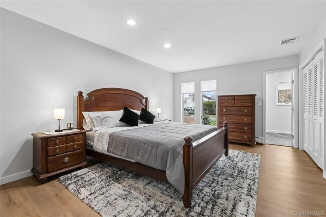 Building Photo - 3 Harbor Rd