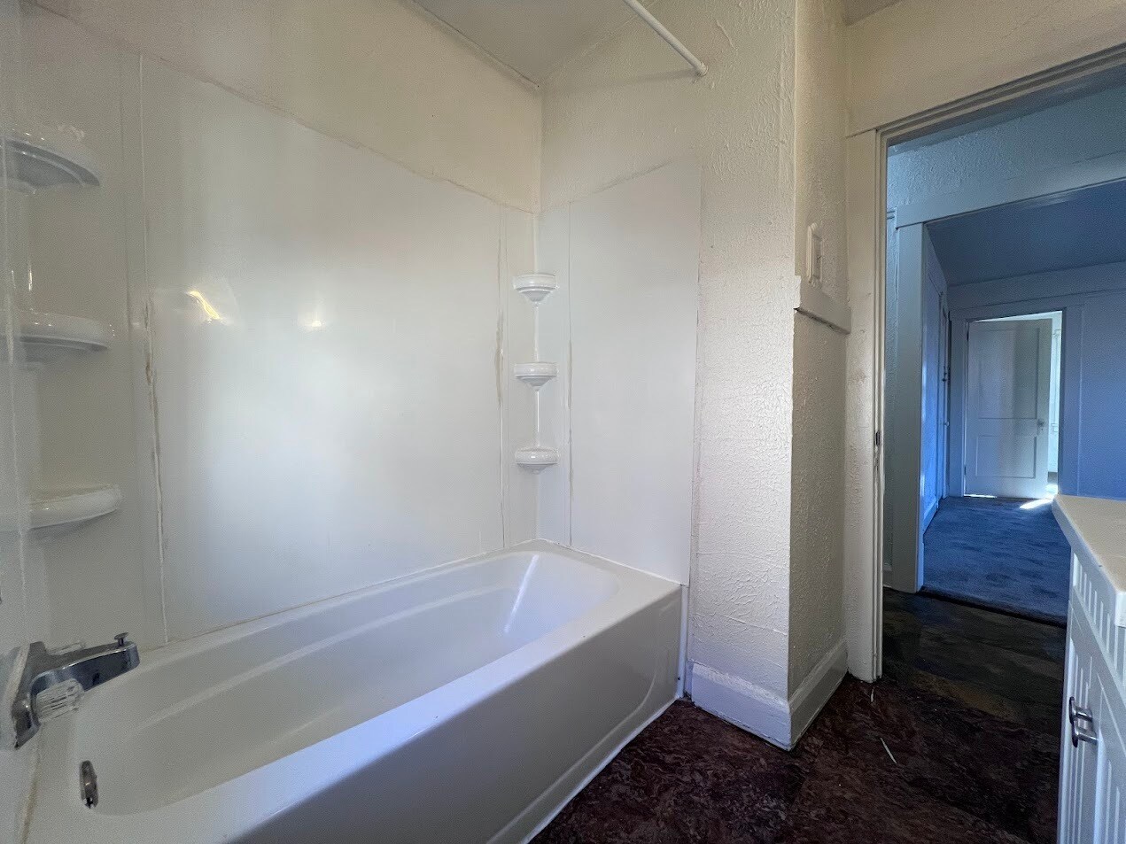 Building Photo - 1205 Sarah St