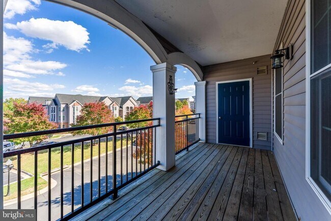 Building Photo - 20451 Chesapeake Square