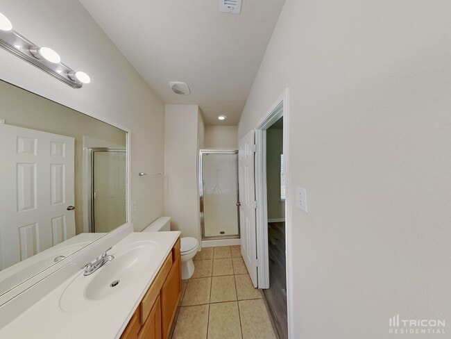 Building Photo - 706 Chase Point Cir