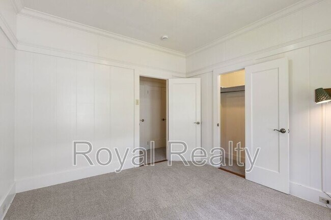 Building Photo - 2910 Nanihale Pl