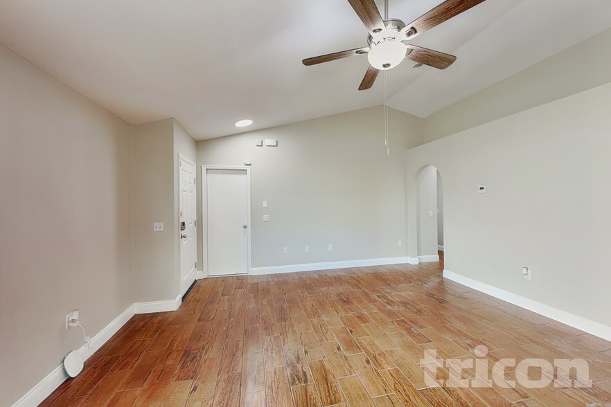 Building Photo - 13235 Waterford Castle Dr