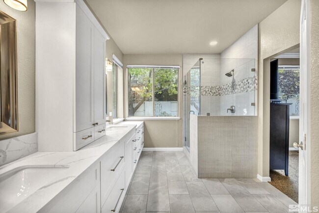 Building Photo - 4731 Ellicott Wy