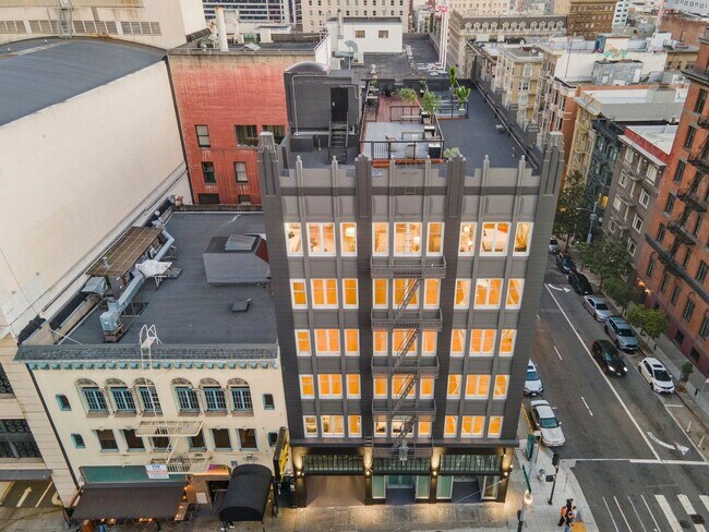 Building Photo - 693 Sutter St